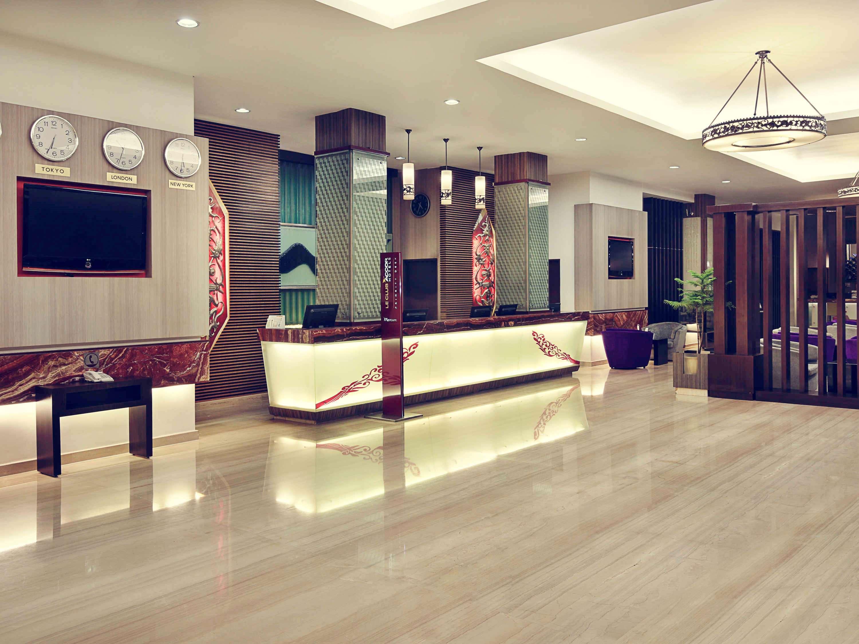 Mercure Pontianak City Center Exterior photo