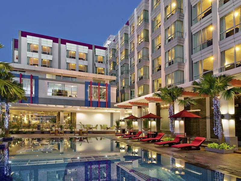 Mercure Pontianak City Center Exterior photo